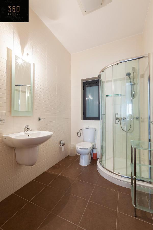 Pender Lux Complex - 3Br Unit With Private Parking By 360 Estates Lejlighed Saint Julian's Eksteriør billede