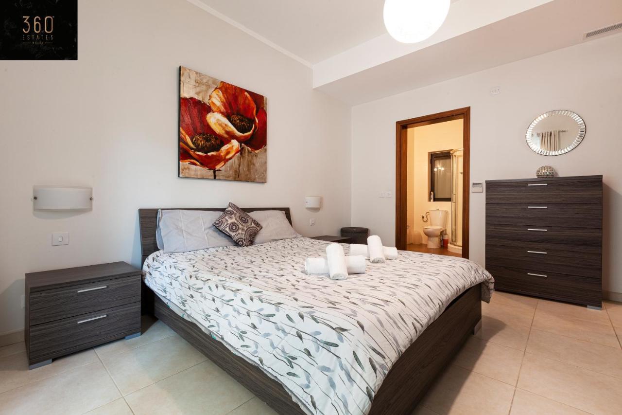 Pender Lux Complex - 3Br Unit With Private Parking By 360 Estates Lejlighed Saint Julian's Eksteriør billede